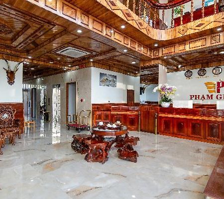 Hotel Khach San Pham Gia Đà Nẵng Exterior foto