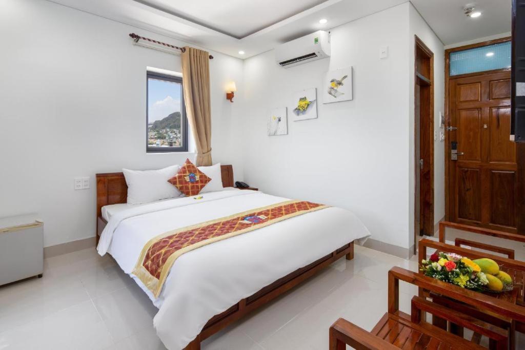 Hotel Khach San Pham Gia Đà Nẵng Exterior foto